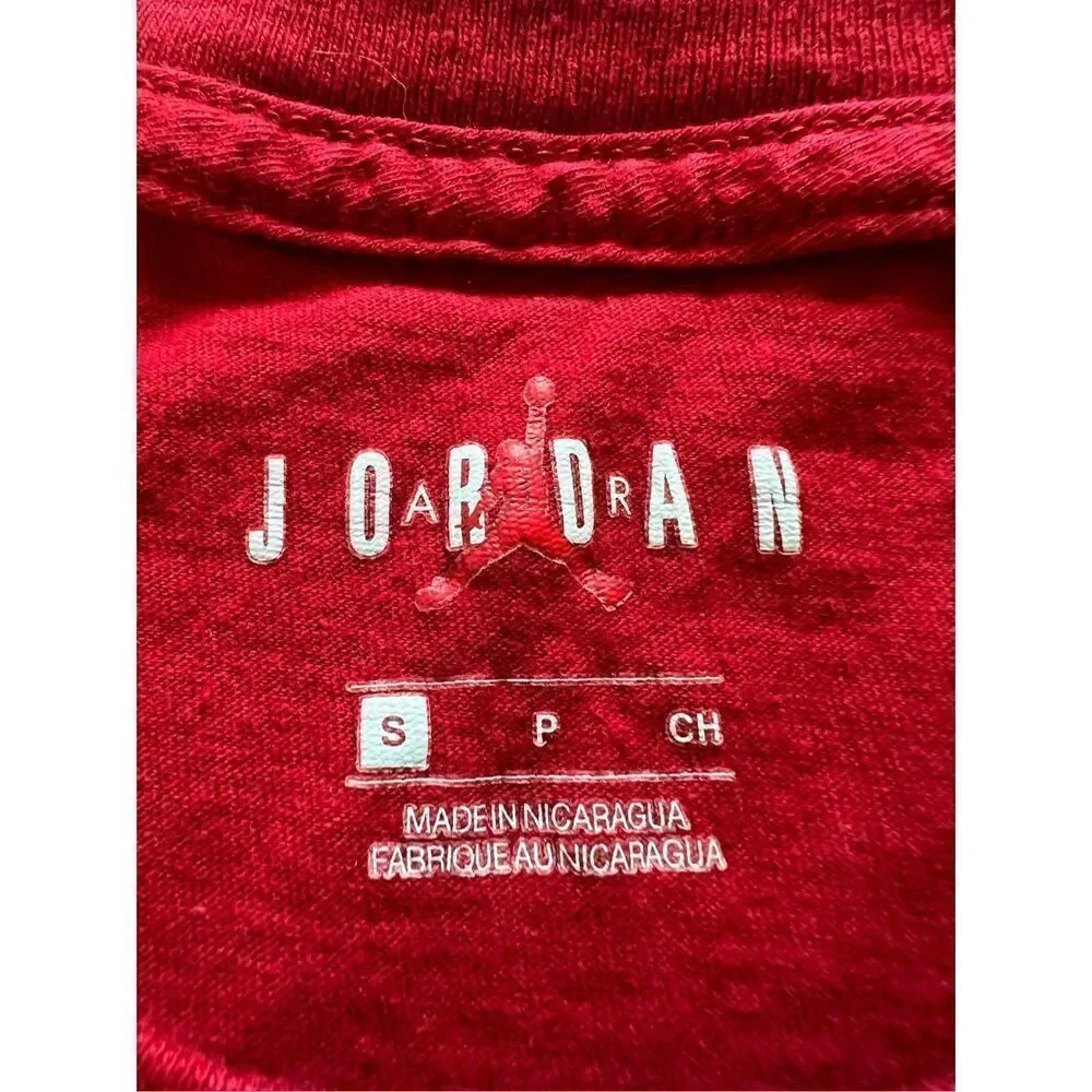 Air Jordan Red Short Sleeve Tee Men's Small